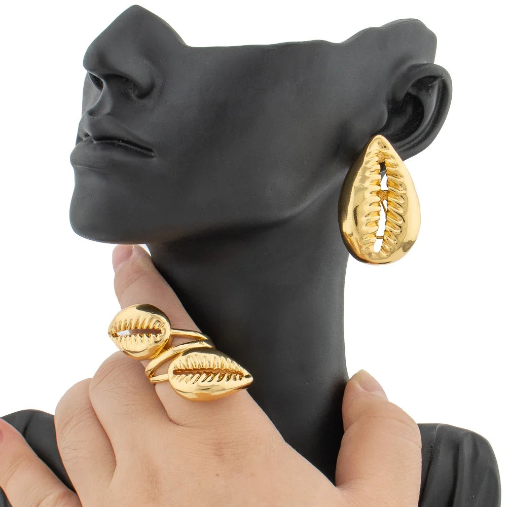 Fashion Women Jewelry Set for Women African Pendant Necklace and Earrings with Bangle Ring 4Pcs Set for Engagement Party Gifts